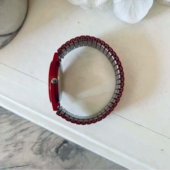 Red Varsales Watch - Picture 7 of 8